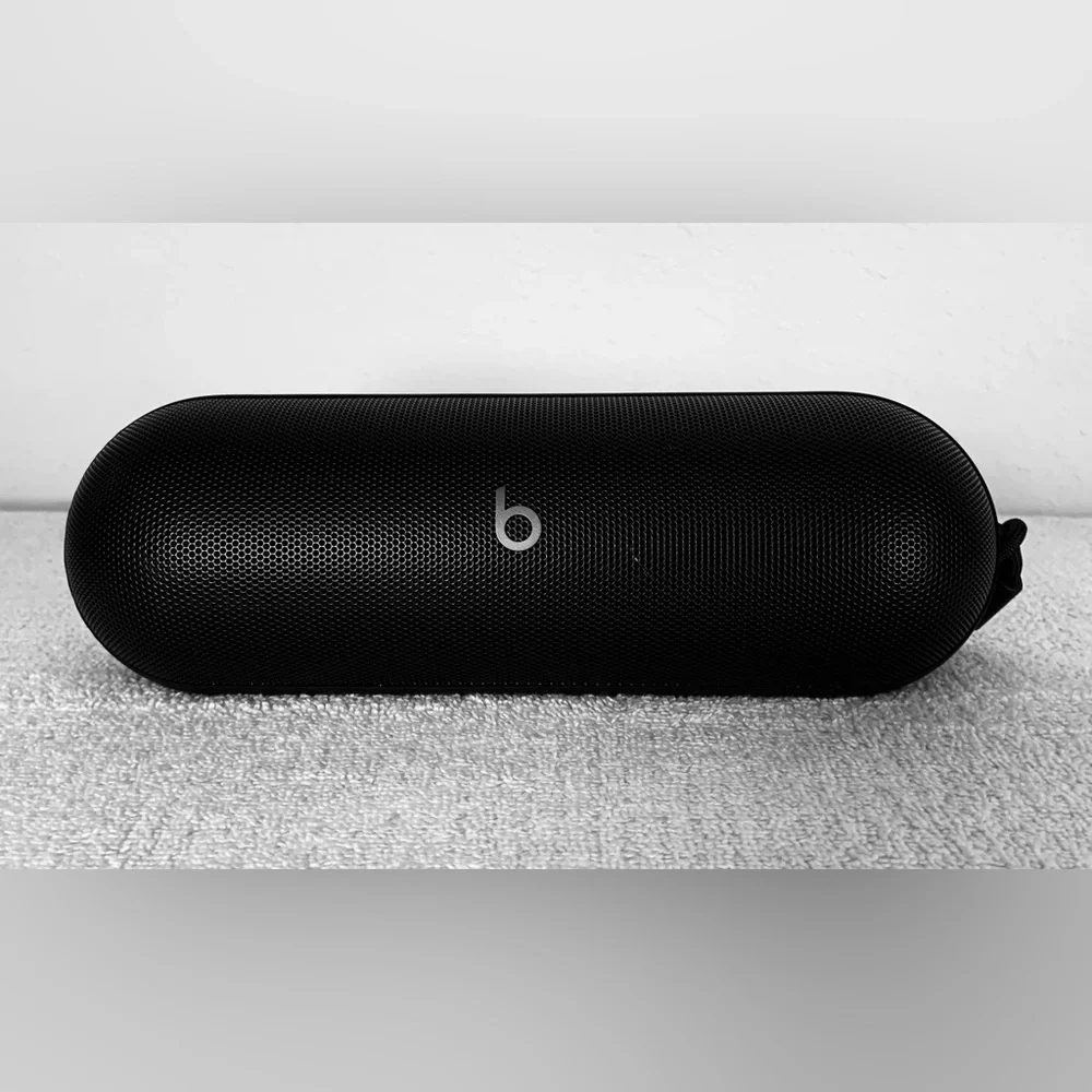 Beats by Dr. Dre Pill
Portable Bluetooth Speaker~Matte Black *A3211 - Picture 2 of 13